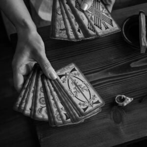 Sesión de Tarot Egipcio, Marsella, Rider y Rúnico. 60 minutos